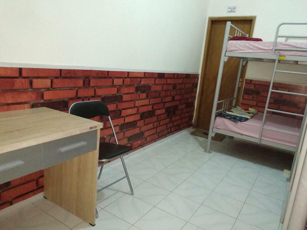 Szabrian Hostel Denpasar Eksteriør billede